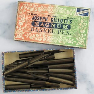 Vintage Joseph Gillott&#39;s Magnum Barrel Pen Nibs Only, 1 Dozen, No 226 Medium Point