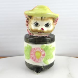 Vintage Single Cat Salt or Pepper Shaker, Made in Japan, Cute Kitsch Decor, Ceramic Kitty Cat in a Bonnet Figurine, No Meow