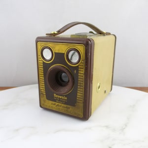 Vintage Kodak Brownie Six -20 Model F with Flash Contacts Box Camera, Art Deco Room Decor, Made in England