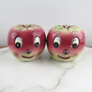 Vintage Anthropomorphic Happy Apple Salt & Pepper Shakers, Cute Kitsch Ceramic Novelty Fruit Condiment Shaker Set