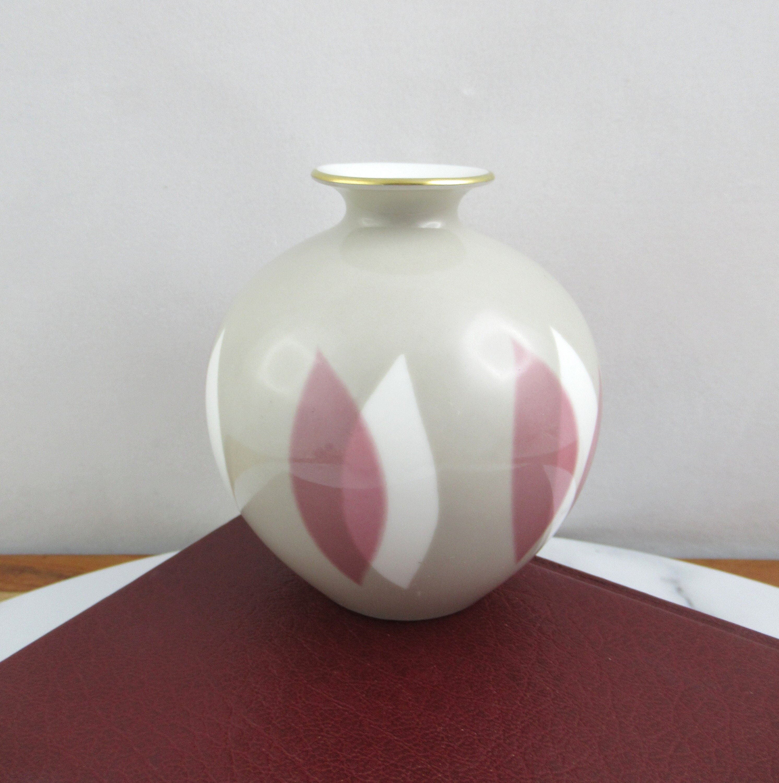 オールドノリタケ、里帰り品です。Old Noritake flower base Azalea+Place+Setting.jpg
