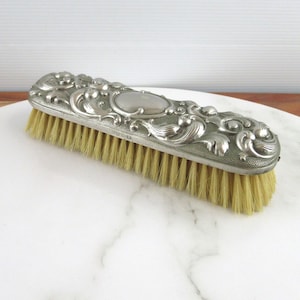 Antique Victorian Vintage silver floral etched brush Vintage Victorian Style Metal Gold Silver Color Floral  main image 4