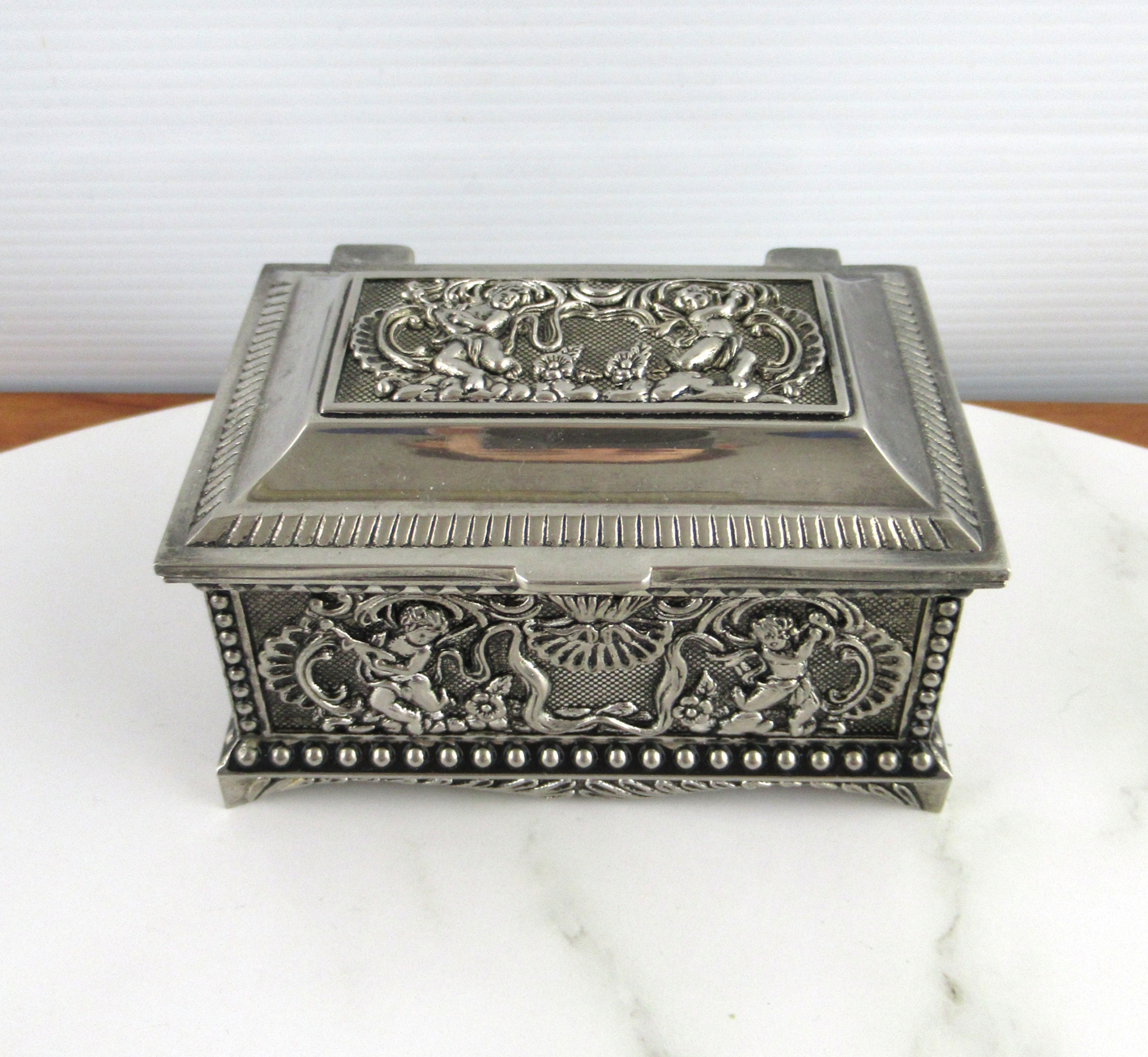 Small Vintage Silver Metal Jewellery Box with Cupid Scene