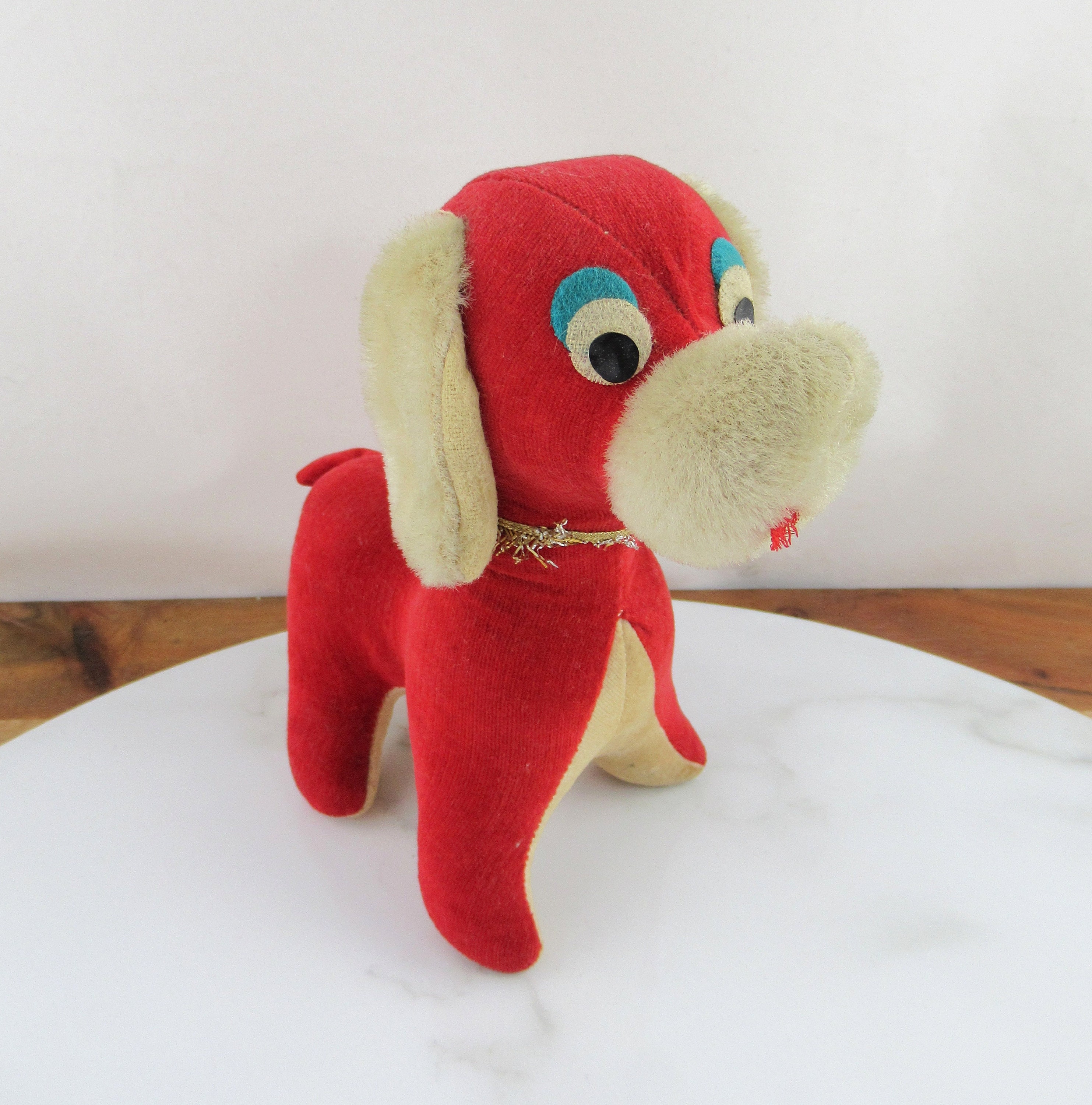 red stuffed dog