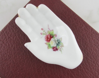 Pequeño plato de anillo en forma de mano de cerámica pintado a mano vintage, exhibición / almacenamiento de joyas