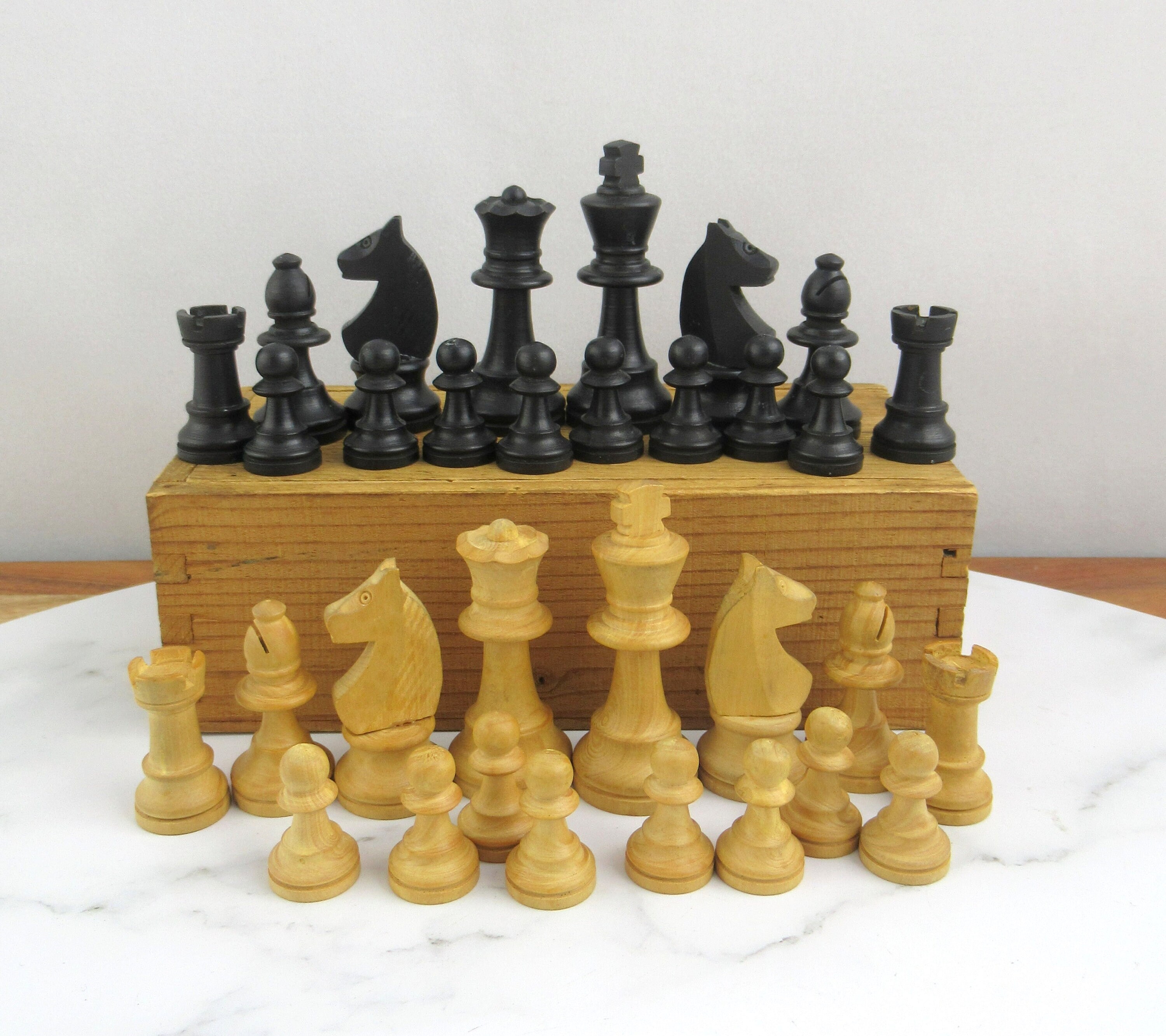 Staunton French Lardy Chess Pieces 3.75 I Chessgammon