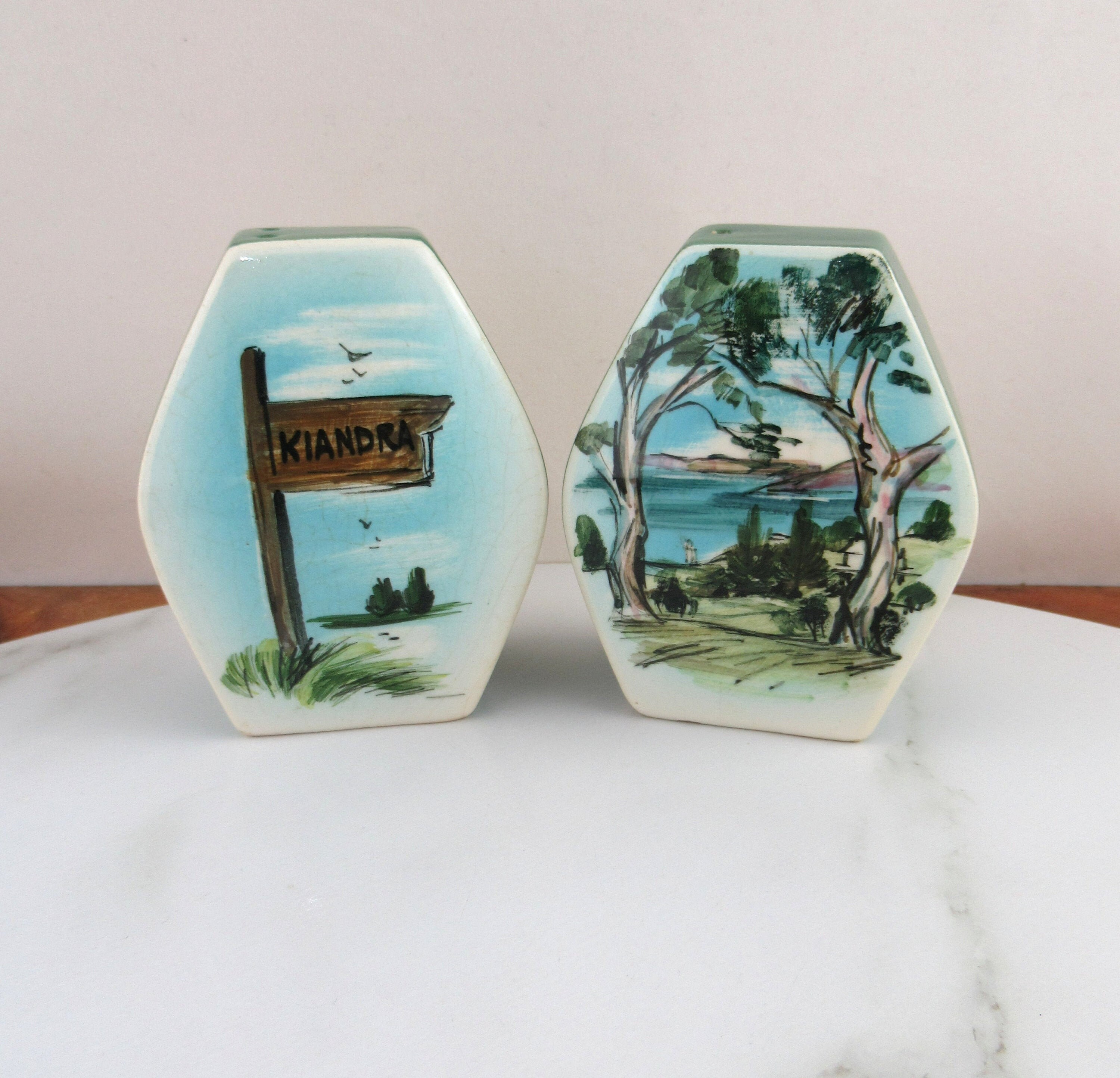 Anna Pottery for sale Only 3 left at 65