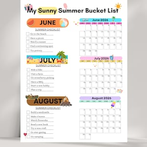 Könnte beinhalten: Ein Sommer-Bucket-List-Kalender mit dem Titel "My Sunny Summer Bucket List". Er enthält Checklisten für Juni, Juli und August mit Aktivitäten wie Strandbesuchen, Picknicks und dem Bau von Sandburgen.