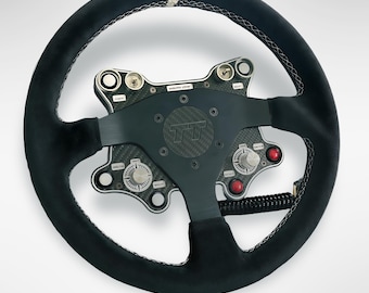 E92 M3 Carbon fiber racing hub with integrated controls