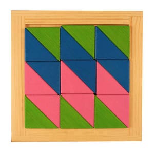 Puzzle geometrico in legno ispirato a Montessori: gioco a triangolo in via di sviluppo immagine 2
