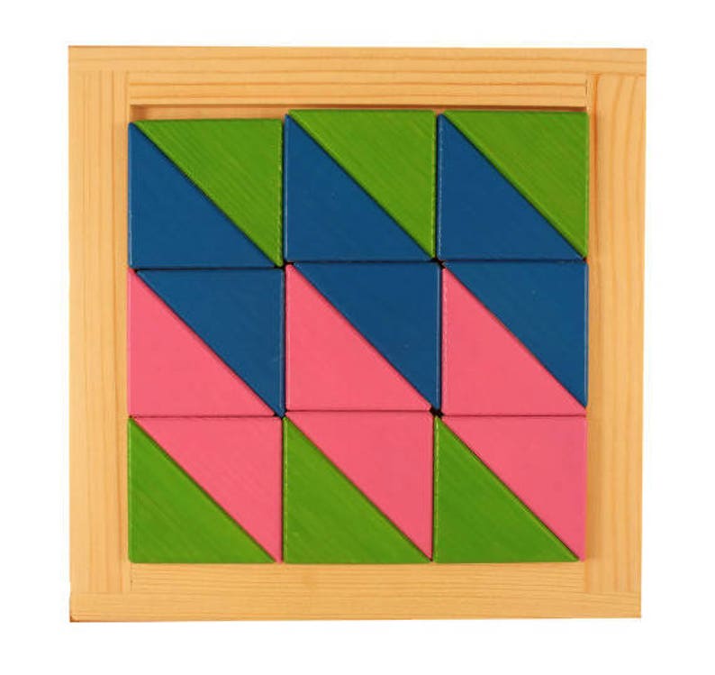 Puzzle geometrico in legno ispirato a Montessori: gioco a triangolo in via di sviluppo immagine 2