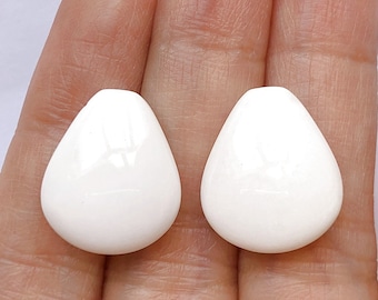 White Agate Half Top Drilled Flat Petal Drops 14x17x5 mm One Pair C3589