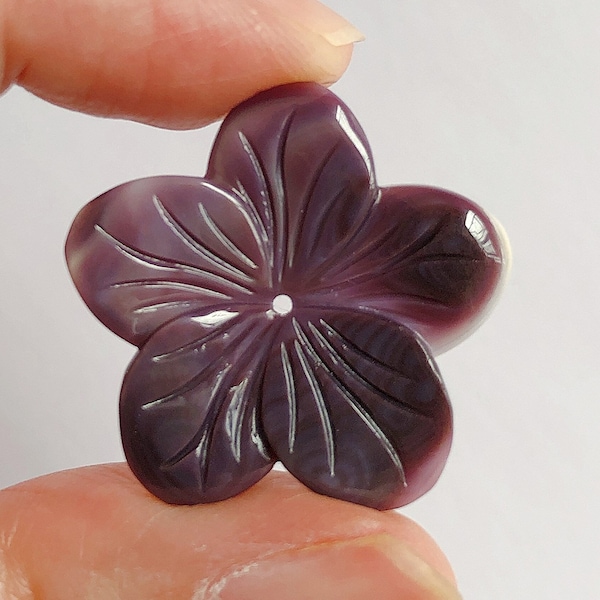 Wampum Quahog Shell Purple Plumeria Flowers 25 mm  C8651
