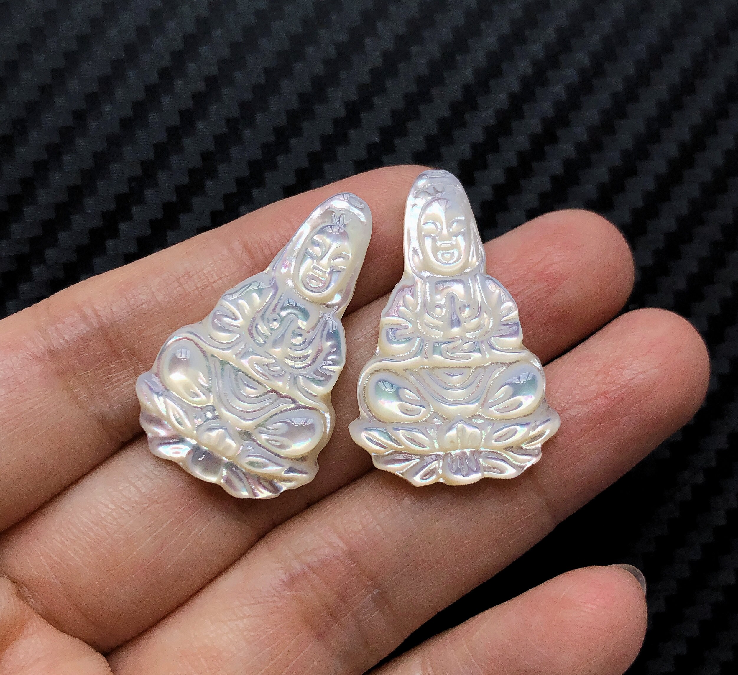 White Mother of Pearl Hand Carved Guanyin 18x28 Mm One Piece
