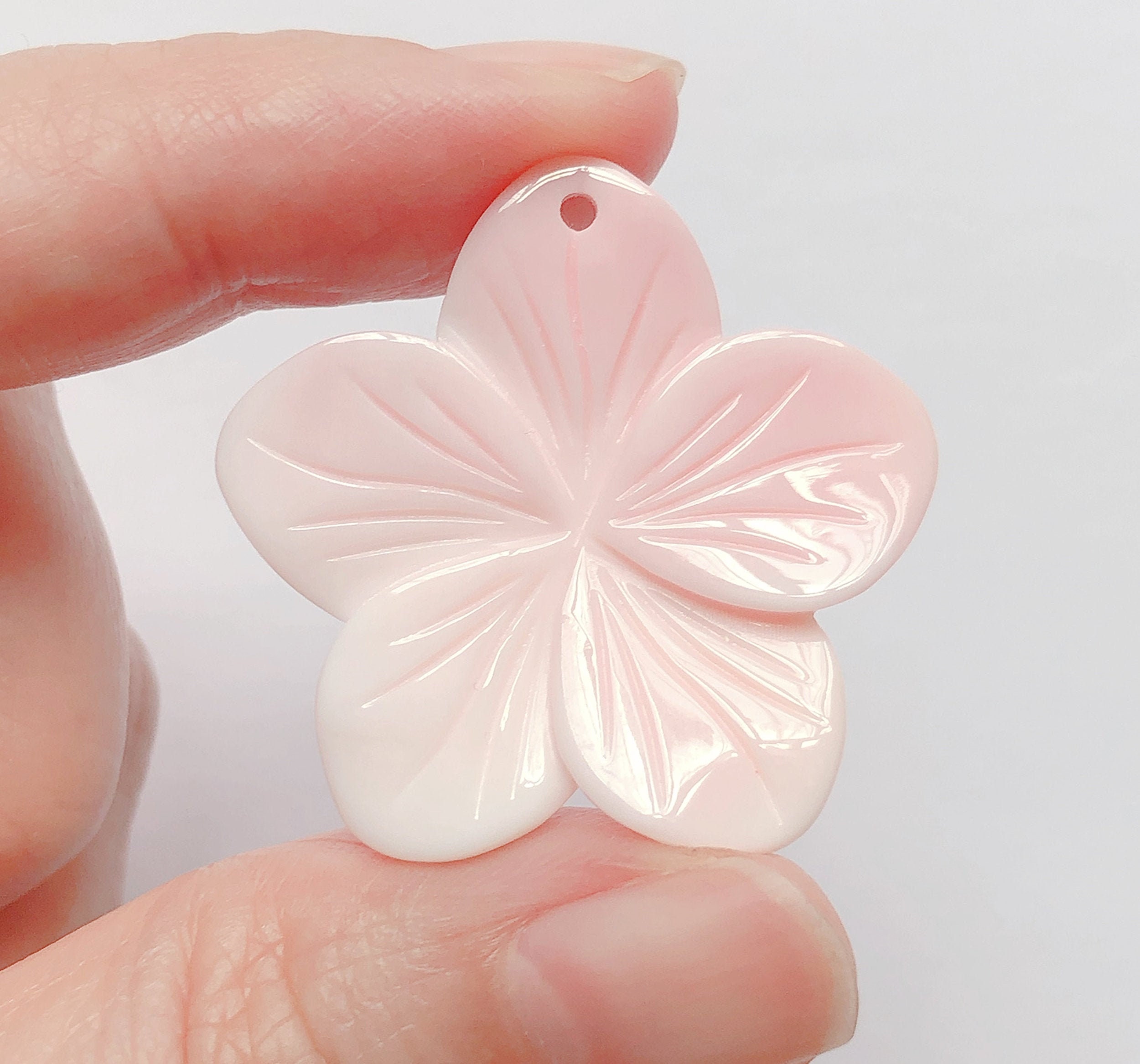 Pink Queen Conch Shell Carved Five Petal Plumeria Flower Pendant