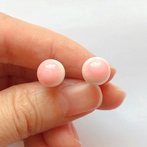 Pale Light Pink Peach Queen Conch Shell Smooth 8 mm or 12 mm Half Drilled Rounds One Pair C5122 image 4