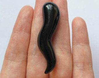 Black Agate Chili / Wavy Horn Pendant Focal 12x45 mm One Piece C8607