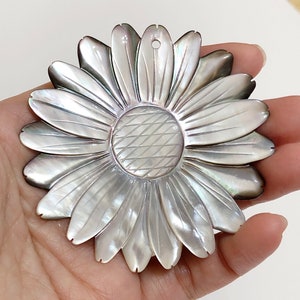 Black Mother of Pearl Shell Carved Daisy Flower Pendant with drilled hole 60-64 mm or 50-55 mm One Piece C8661/91
