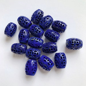 AAA Grade Bleu Lapis Lazuli Main Sculptée De style chinois Baril Perle 15x20 mm One Piece C8566 image 3