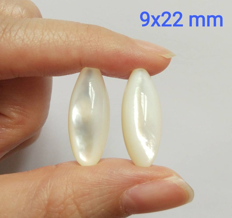 White Mother of Pearl MOP Smooth Half Drilled Berry Drops 10x32 mm One Pair F5513