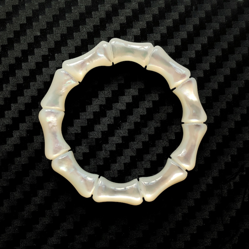 Rare White Mother of Pearl MOP Shell Hand carved Bamboo Ring Hoop  38 mm One Piece C5648