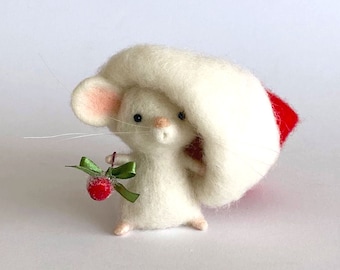 Needle felted mouse in a Santa Hat woolen Christmas mouse decoration