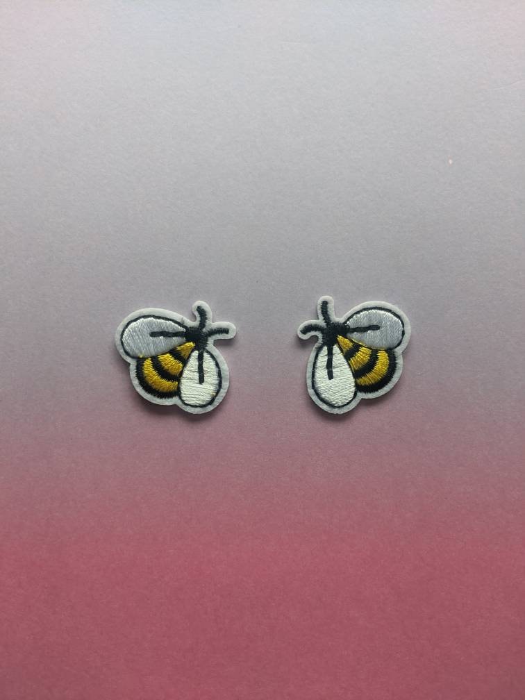 Oh Honey // Small Bee Bees DIY Embroidered Iron Sew On Patch Applique Set Cute Pair Couples For Jackets Craft Patches Motif Insect Animal UK