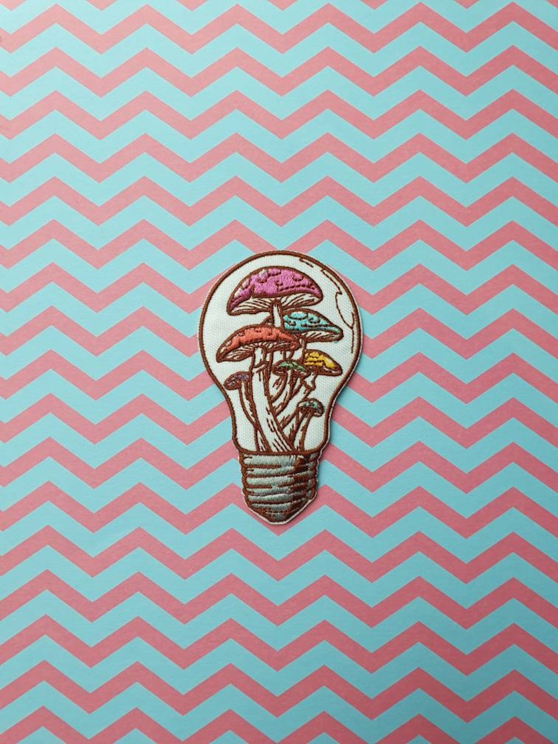 Cottagecore Moment // DIY Lightbulb Iron Sew On Embroidered Patch Cute Badge Mushrooms Gift Idea For Her Patches For Jackets Aesthetic Craft 