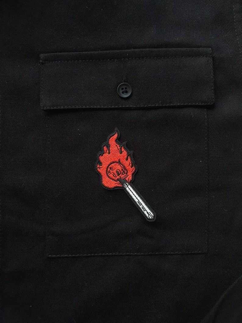 Burning Up // DIY Skull Match Embroidered Iron Sew On Patch Punk Metal Fire Tattoo Gift Idea Craft Applique Motif Flames Anarchy For Jackets zdjęcie 1