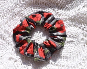 Beautiful Poppies floral design Handmade Fabric Hair Scrunchie, women's accessories, florals poppy, womans scrunchies, gifts for her