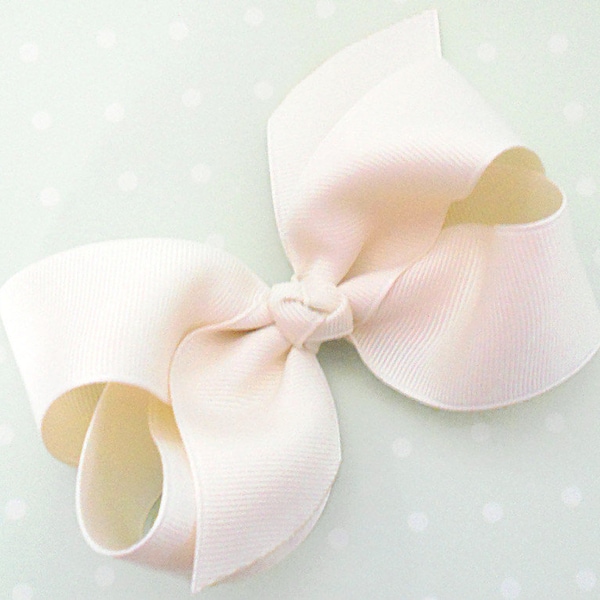 Ivory Hair Bow, Hair Bows, Big Bows for Girls, Girls Boutique Bow, Toddler Bow, Neutral Baby Bow, Newborn Bow Headband, No Slip Hair Clip