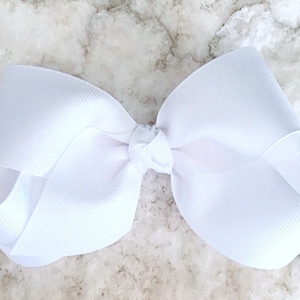White Hair Bow, Hair Bows, Back To School Bow, School Uniform Bow, Girls Bow, Toddler Bow, White Hair Clip, Baby Headband, Bows for Girls