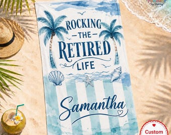 Serviette de plage pour enseignant, cadeau de serviette pour enseignant « Rocking The Retired Life », serviette de plage pour enseignant nom personnalisé, cadeaux de remerciement pour enseignant de la part d'un étudiant