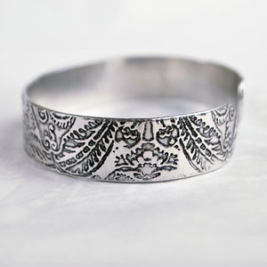 Embossed cuff silver aluminium Indian floral design patina image 2