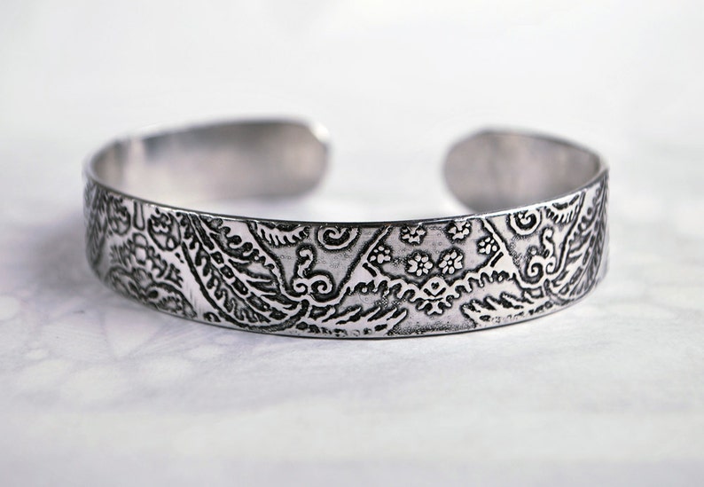 Embossed cuff silver aluminium Indian floral design patina image 1