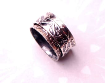 Spinner ring, silver bat ring, gothic wedding ring, wiccan jewellery, spinning ring, fidget ring, Chiroptera, halloween jewelry, vampire bat