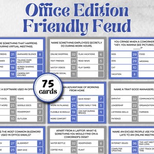 以下が含まれることがあります： 「Office Edition Friendly Feud」というボードゲーム。様々な質問カードがあり、「バーチャル会議」や「勤務時間」などのカテゴリーがあります。中央の円には「75枚のカード」と書かれています。