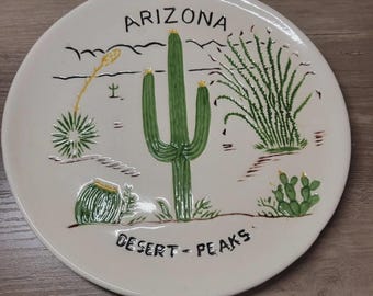 Vintage 1950s Kitschy Ceramic Arizona Desert Peaks Plate Made in USA 9"