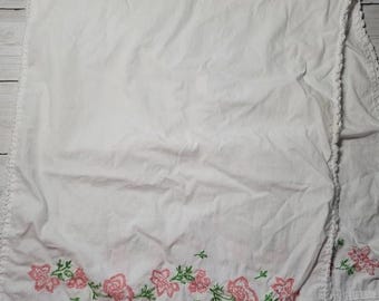 Vintage Hand Embroidered Table Runner 36 x 15"