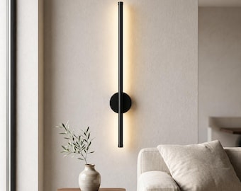 Lámpara de pared LED recargable, aplique táctil inalámbrico, luz ajustable 360°, iluminación moderna para espejo de baño.
