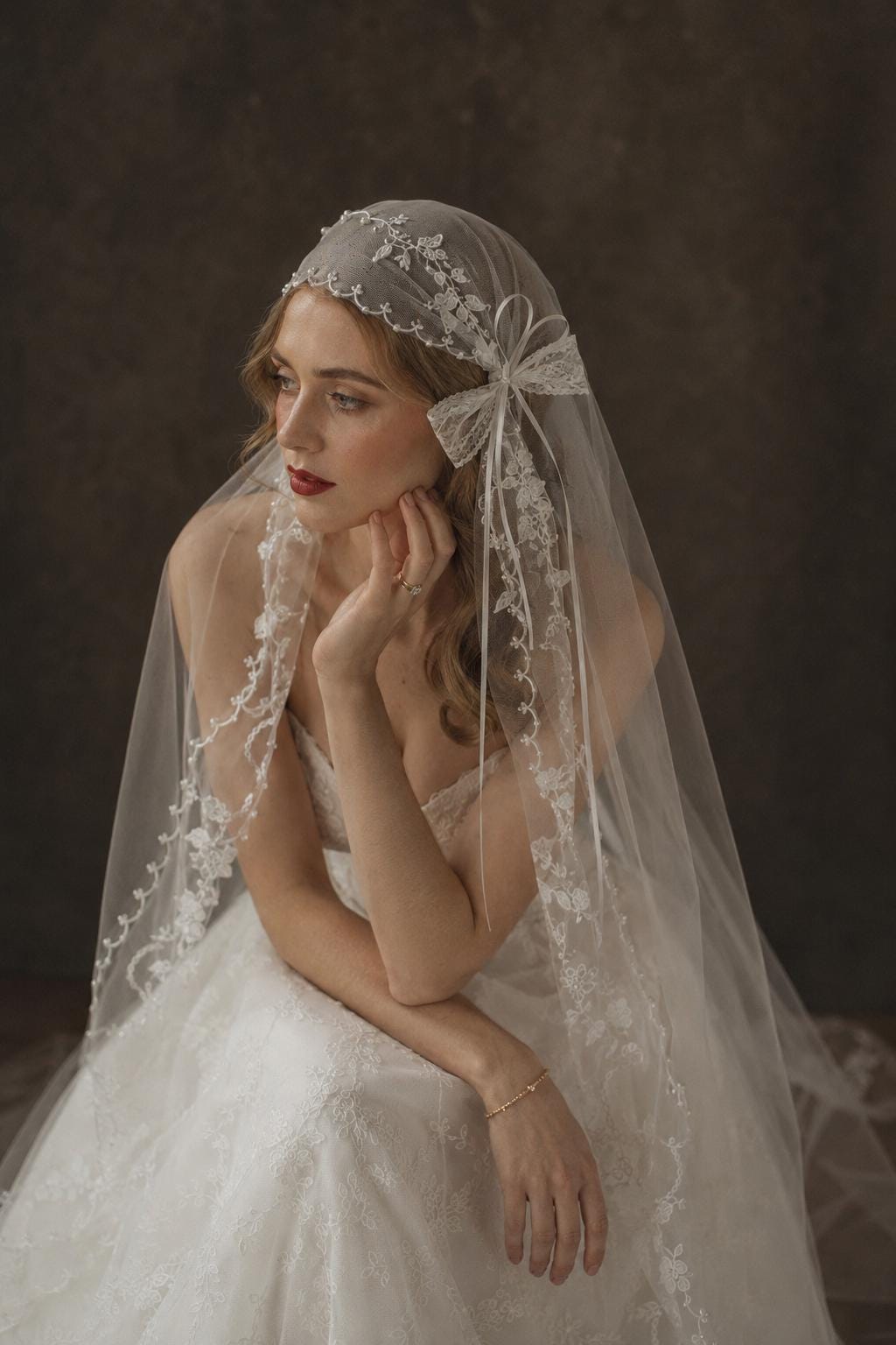 Vintage Faux Pearl Beaded Bridal Wedding Veil Juliet Cap Lace Tulle Bow Romantic Pearl Mantilla Veil Vintage Pearl Wedding Veil Juliet Cap  main image 4