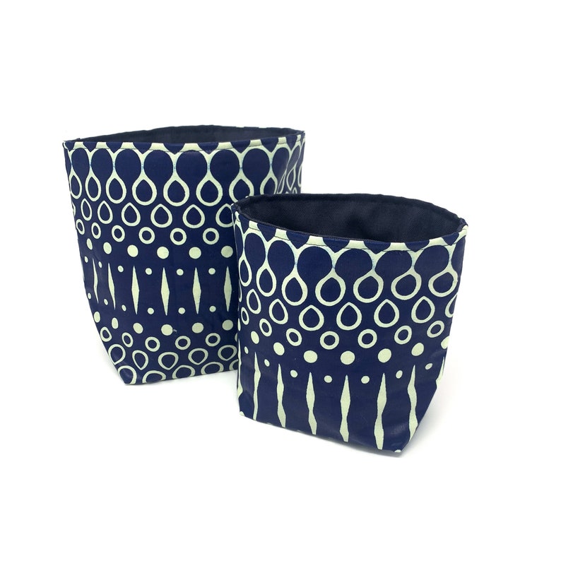 Reversible Fabric Storage Bucket Blue Geometric Print image 1