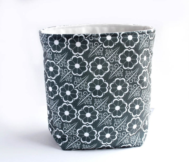 Reversible Fabric Storage Bucket Sunflower print image 4