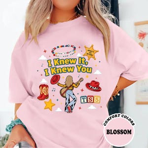 Chemise confortable Toy Story 5 couleurs, Je te savais, je te connaissais, film Toy Story 5 2026, Buzz l'Éclair Woody Toy Story Land Vous avez un ami en moi image 4
