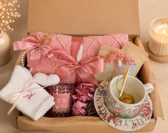 Coquette Cozy Gift Box for Women, Pink Self Care Box, Tea Lover Gift, Birthday Gift for Her, Relaxation Gift Set