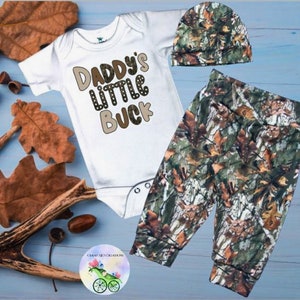 Daddy&#39;s little Buck Camouflage Baby Outfit, Coming Home Outfit, Newborn Photo Prop Outfit, Hunting bodysuit, Camo Pants, Infant outfit