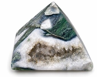 Moss Agate Druzy Pyramid, Natural Crystal Pyramid, Geode Center Stone, Healing Crystal Decor, Reiki Gift, Meditation Crystal