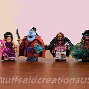 Set di minifigure di One Piece: Boa Hancock, Barbanera, Corazon, Jinbe (compatibili con Lego)
