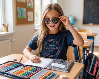 Endlich Schulkind T-Shirt | Personalisiertes Einschulungs-Shirt | Erstklässler