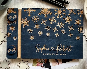 Personalized Winter Wedding Guest Book: Snowflake Wood Album